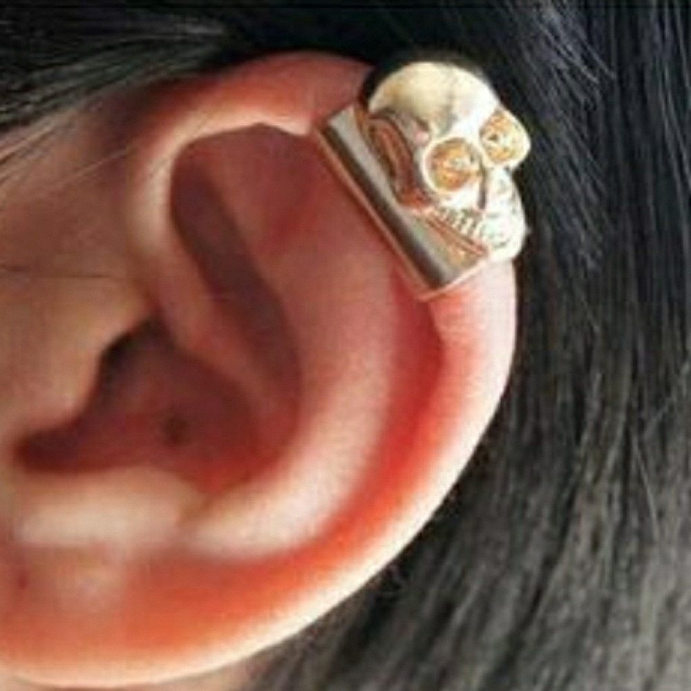 Skull Ear Cuff- gold